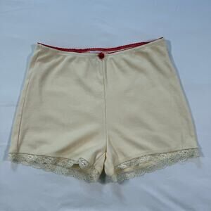 Princess Polly Yellow Ribbed Shorts Cream Lace Trim Red Bow US Size 6